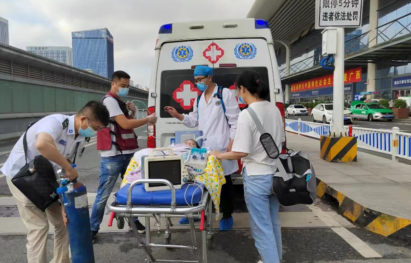 额尔古纳市救护车出租公司